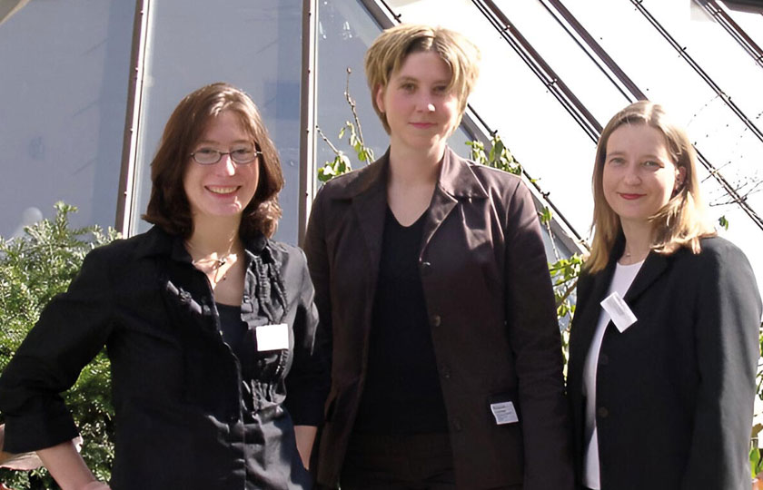 Gruppenbild mit Constanze Rossmann, Eva Baumann und Claudia Lampert 2003
